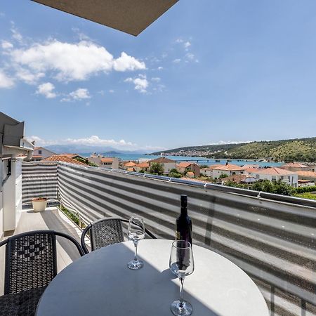 Apartman Irena Apartment Trogir Exterior photo